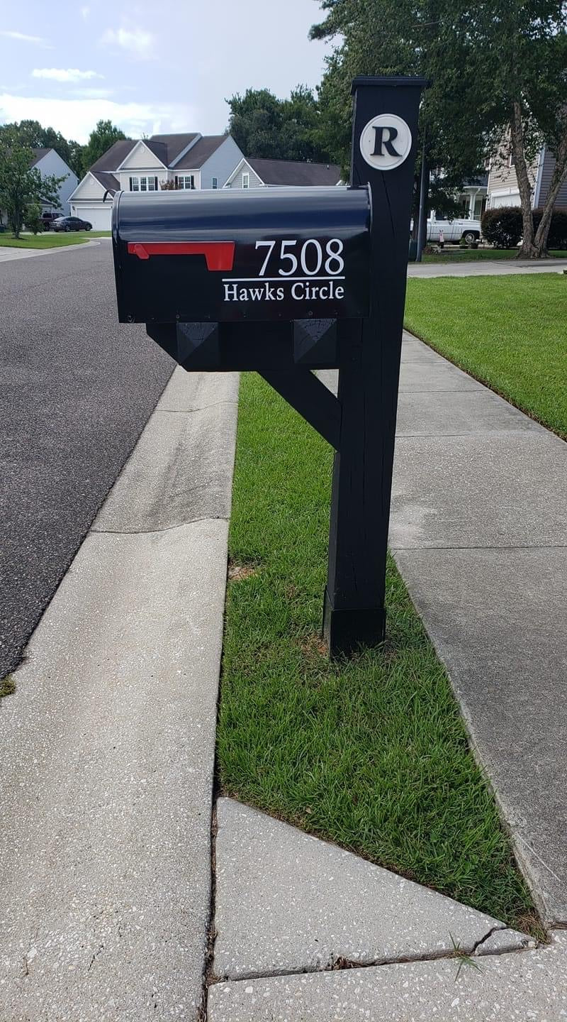 Mailbox decal